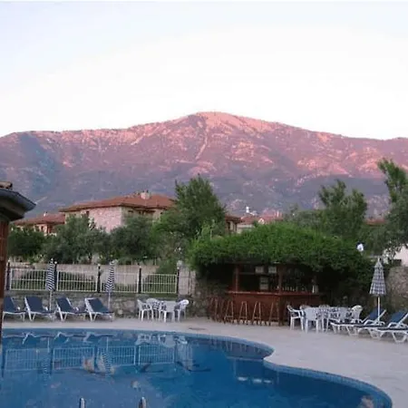 Elze Hotel 4*