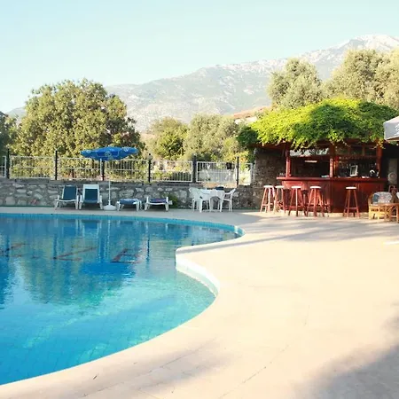 Elze Hotel 4*